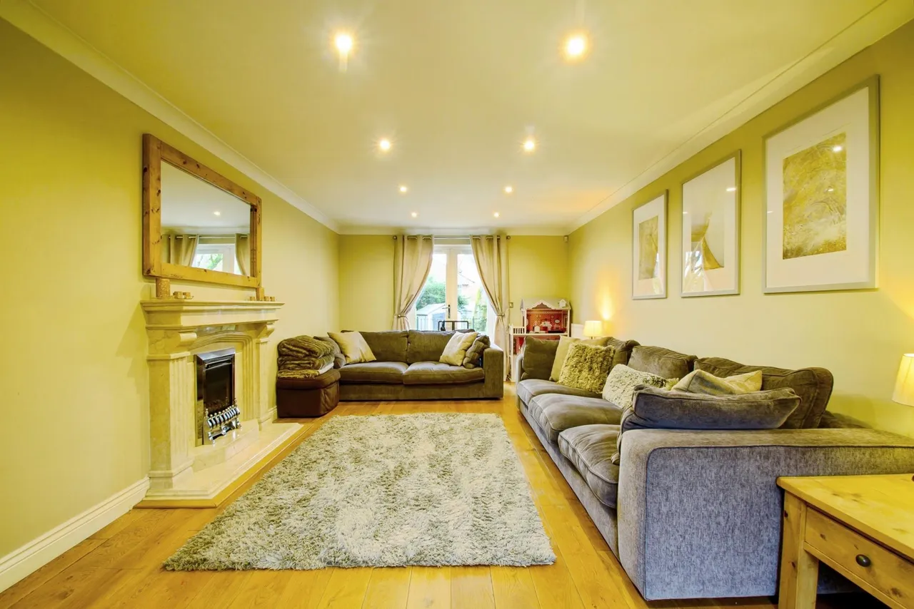 Clarendon Gardens, Bolton, BL7, photo 8
