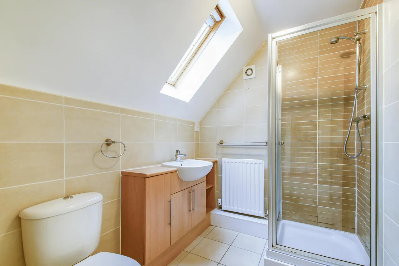Clarendon Gardens, Bolton, BL7, photo 32