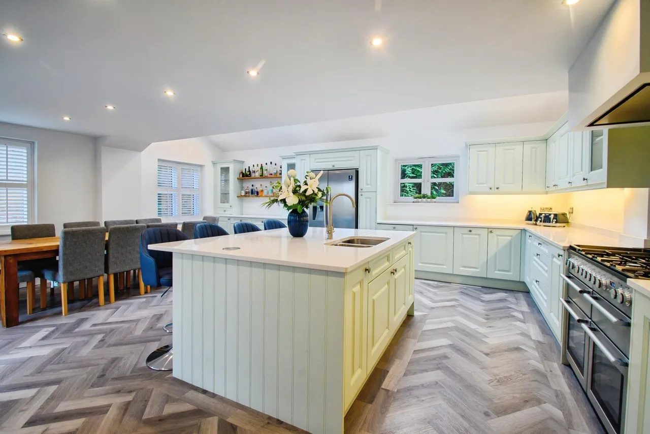 Clarendon Gardens, Bolton, BL7, photo 6