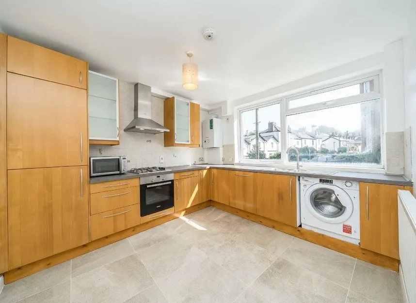 Inglewood Road, West Hampstead, NW6, photo 2