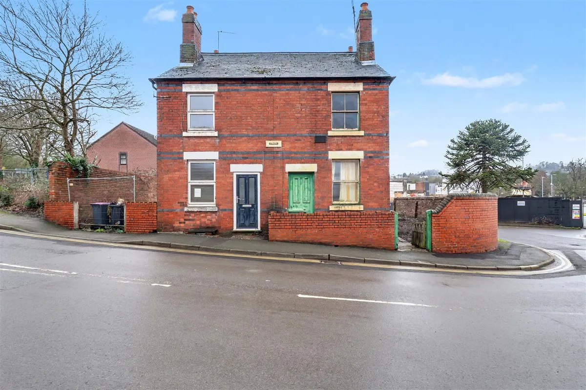 Slaney Street, Telford, TF2, photo 4