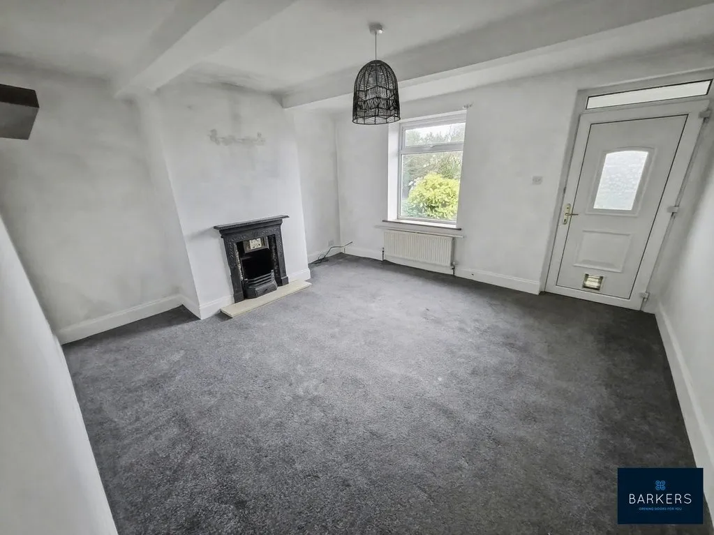 Bradford Road Birkenshaw, Bradford BD11 2AE, photo 4