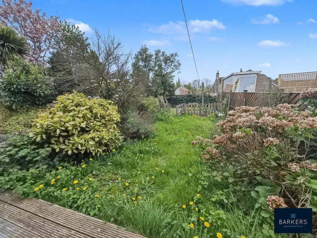 Bradford Road Birkenshaw, Bradford BD11 2AE, photo 2