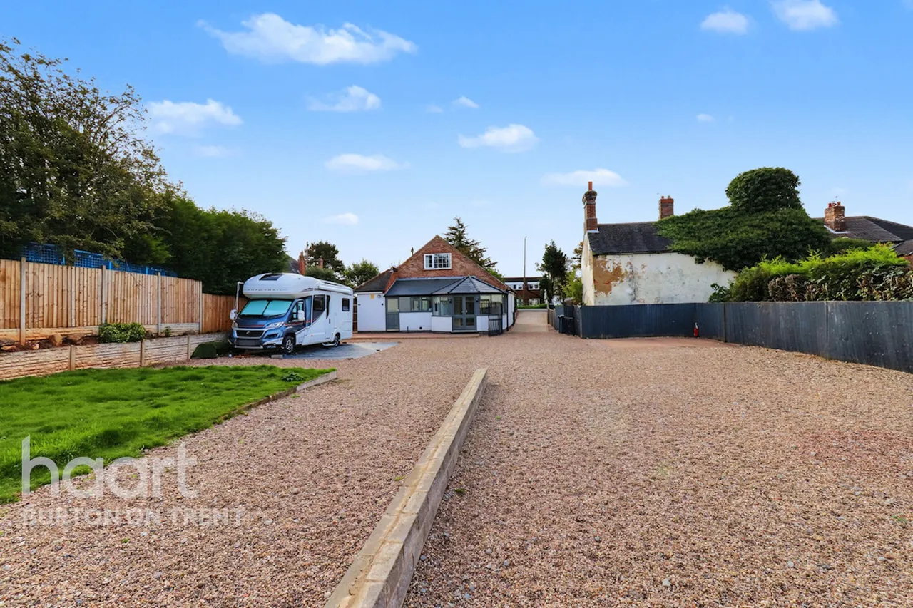 Ashby Road, Swadlincote, DE11, photo 14