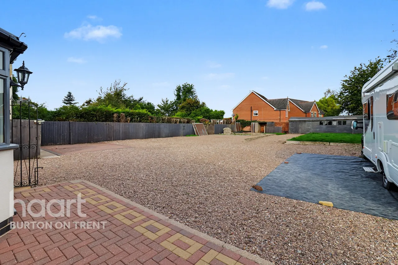 Ashby Road, Swadlincote, DE11, photo 12