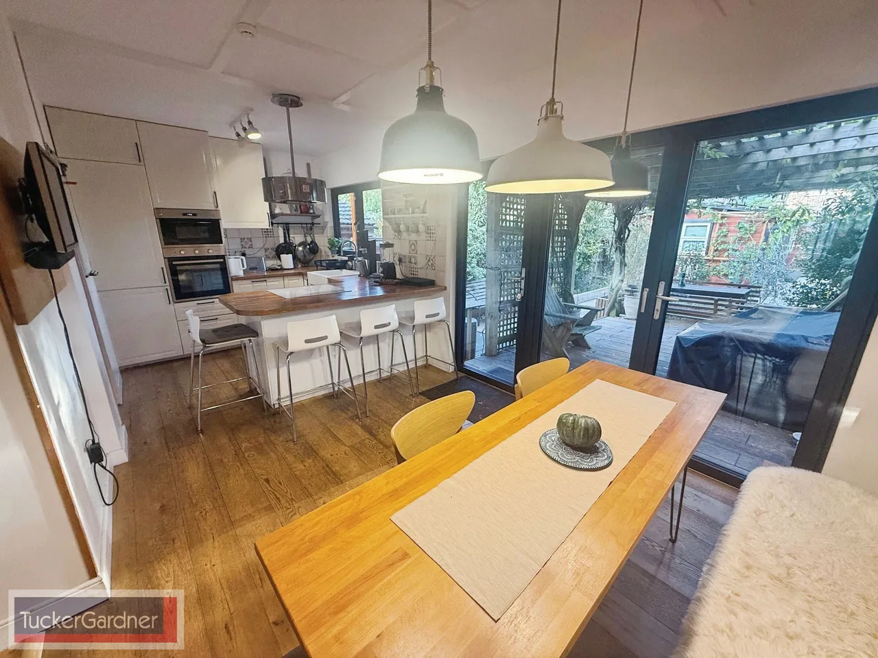 3 bed house to rent, Woodland Road, Sawston, CB22