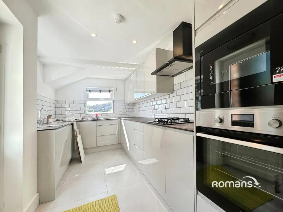Roberts Road, High Wycombe, HP13, photo 5