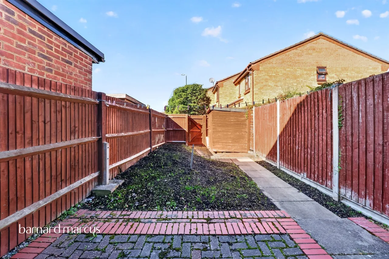 Spring Grove, Mitcham, CR4, photo 16