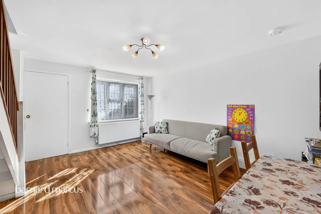 Spring Grove, Mitcham, CR4, photo 7