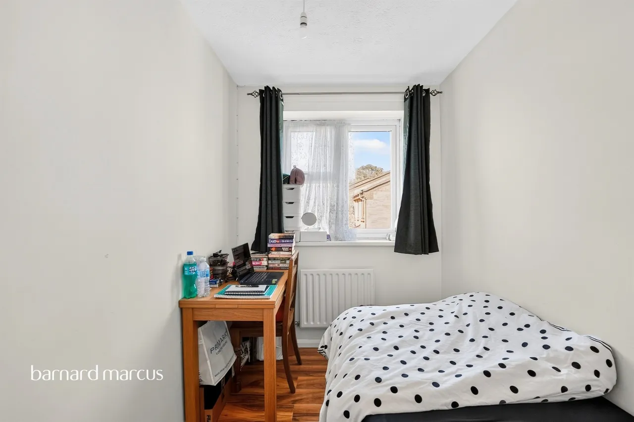 Spring Grove, Mitcham, CR4, photo 15
