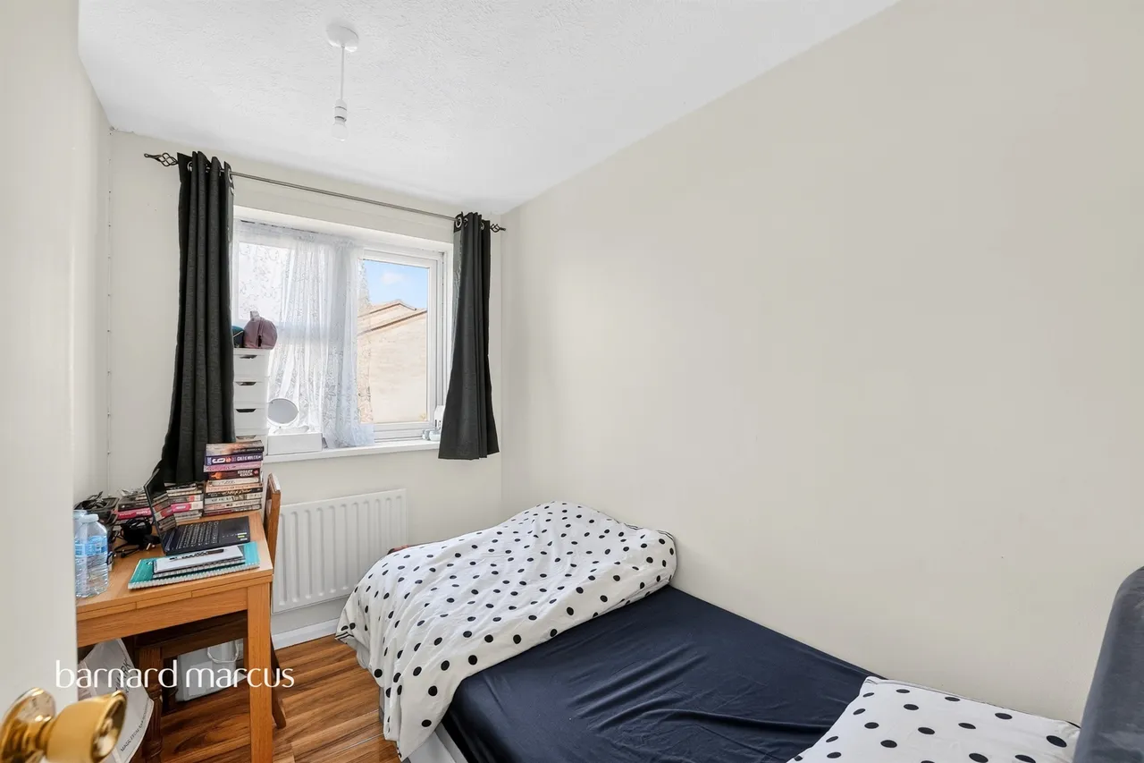 Spring Grove, Mitcham, CR4, photo 12
