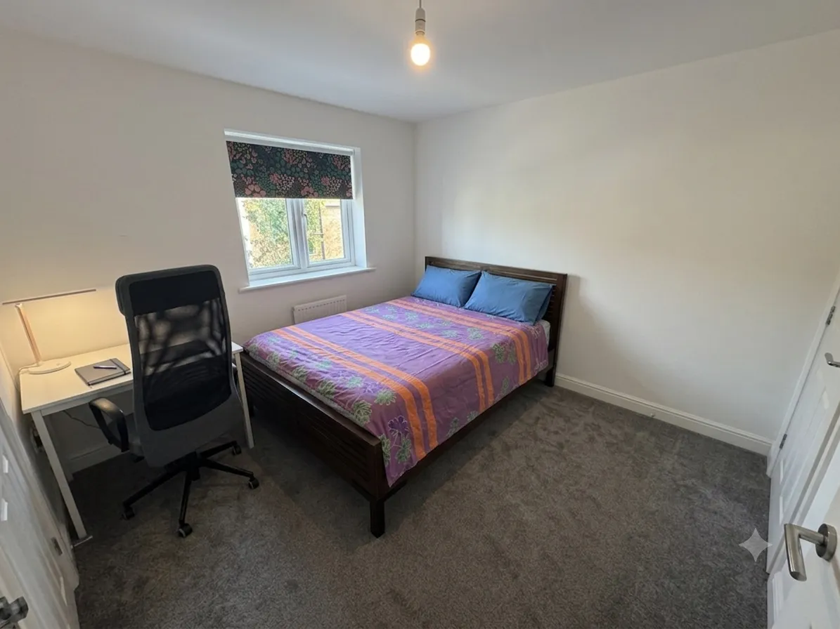 Keighley Close, MK10 9WP, photo 9