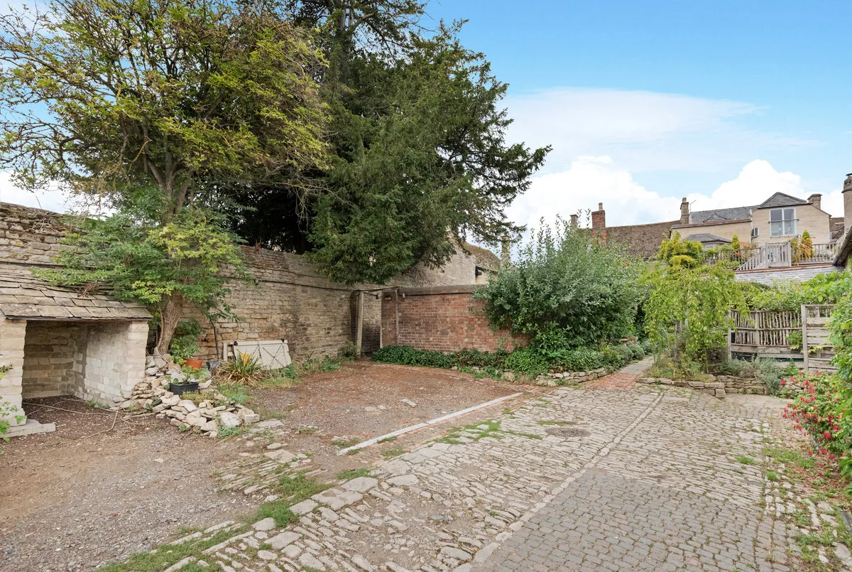 Gallery Lane, Oundle, PE8, photo 28