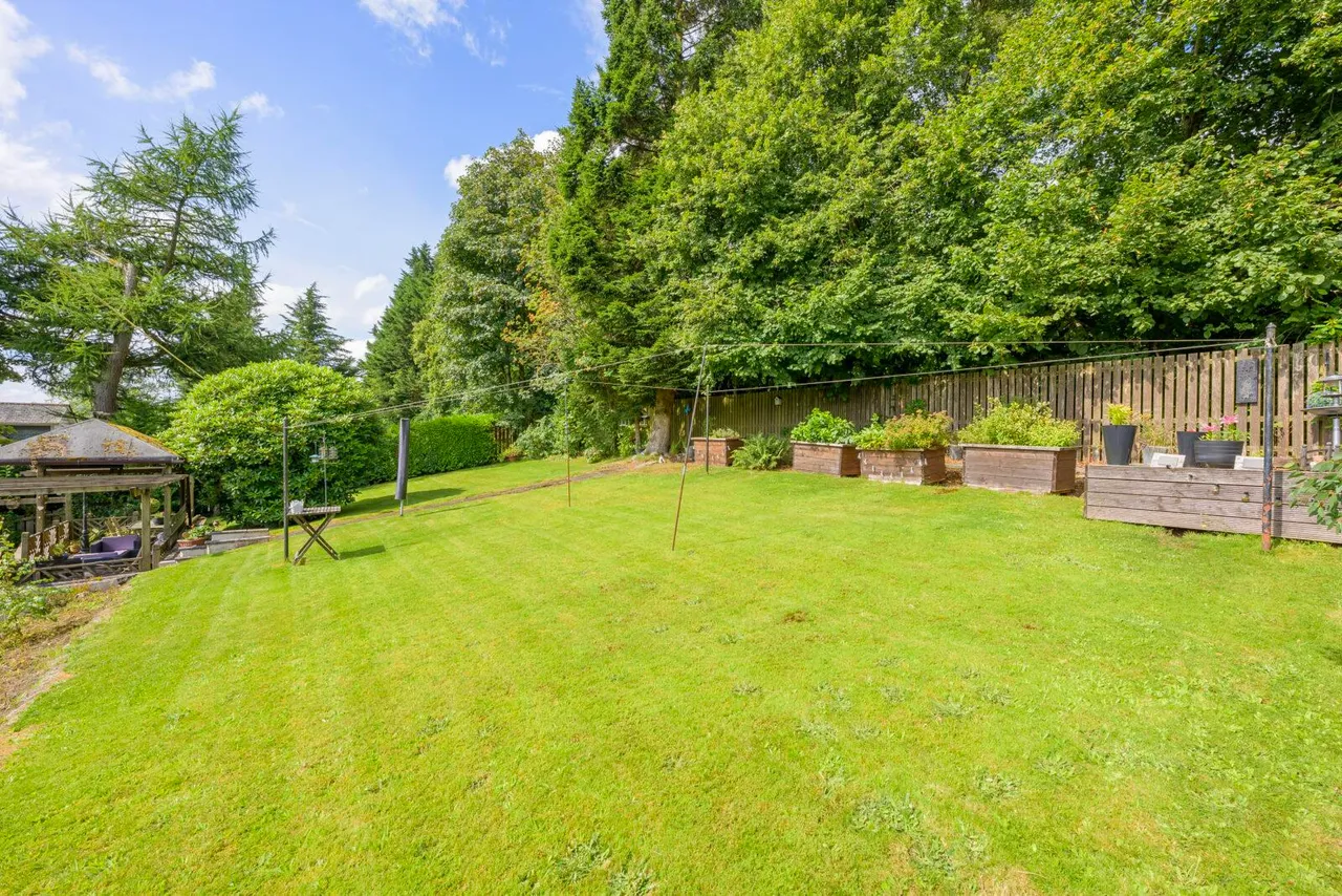 Roadside, Cumbernauld, G67 2SR, photo 44