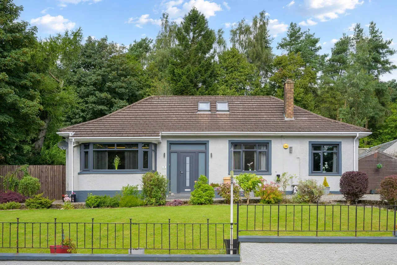 Roadside, Cumbernauld, G67 2SR, photo 4