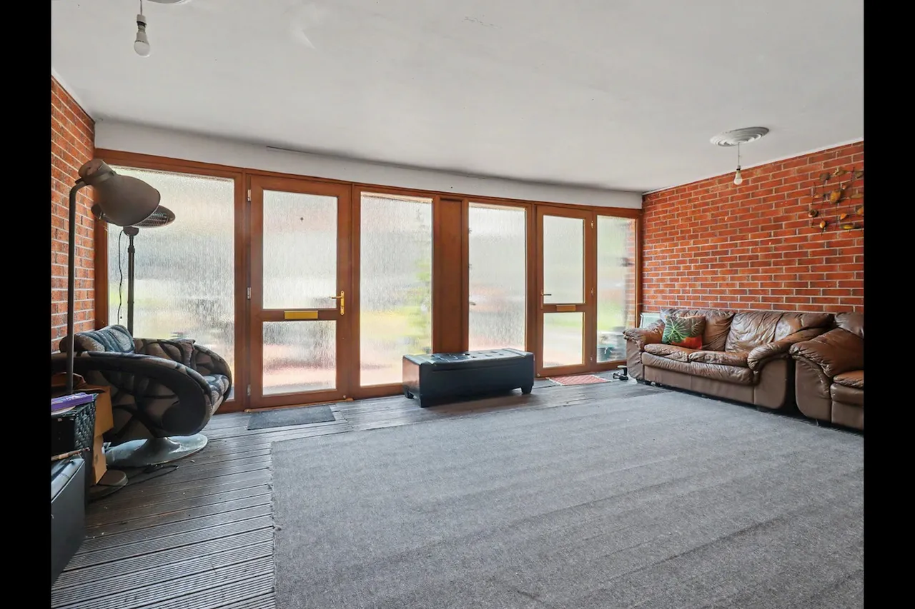 Fields Park Road, Newport, NP20, photo 15