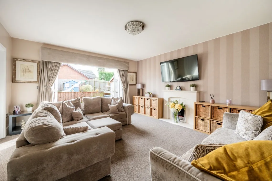 Stone Mason Crescent, Ormskirk, L39, photo 2