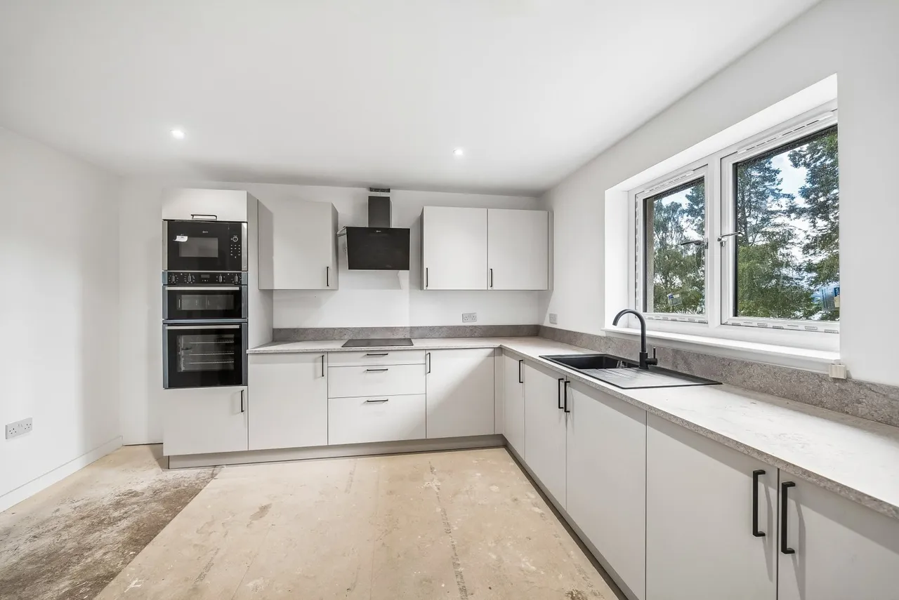 Blair Gardens, Shandon, G84, photo 4