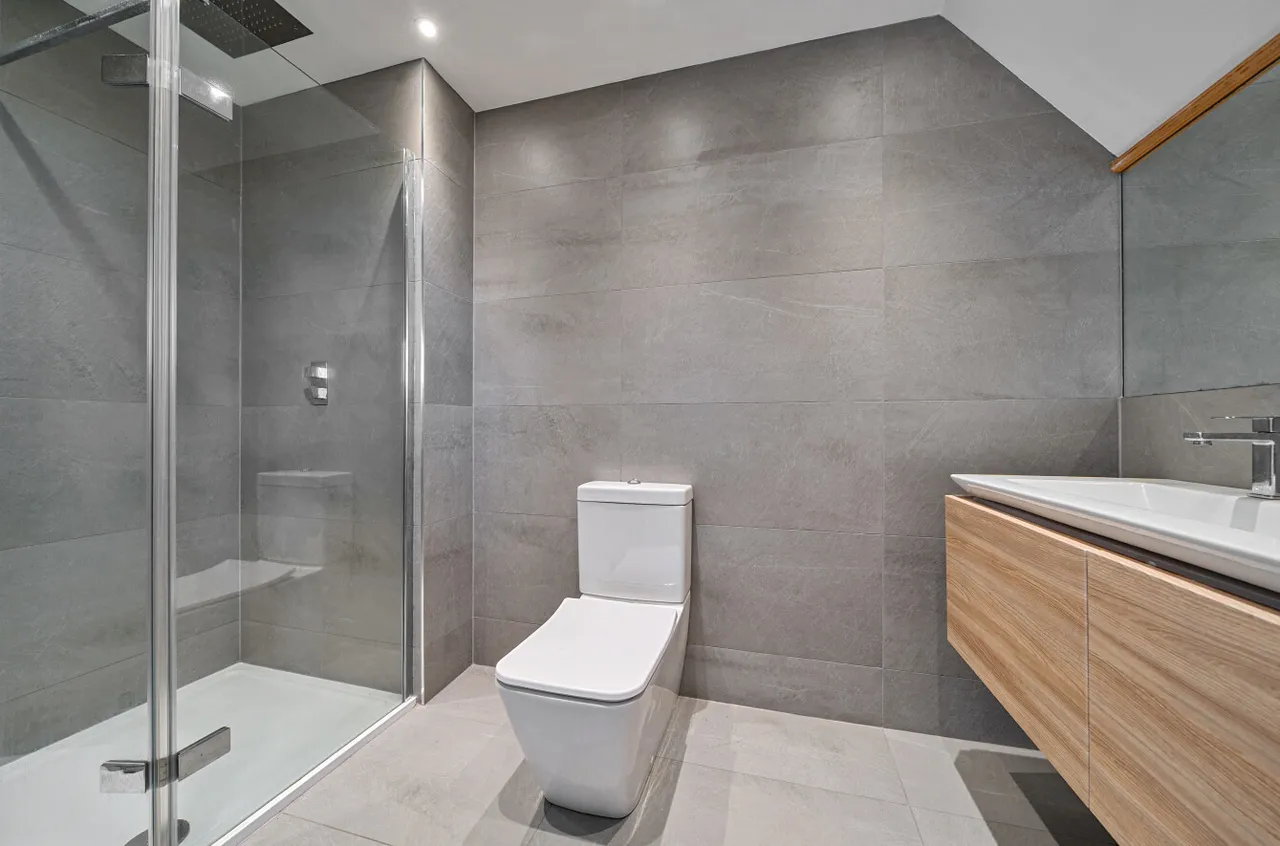 Clarence Parade, Southsea, PO5, photo 9