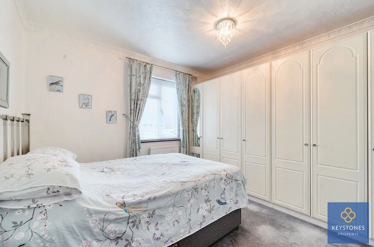 Carter Drive, Romford, RM5 2UT, photo 13