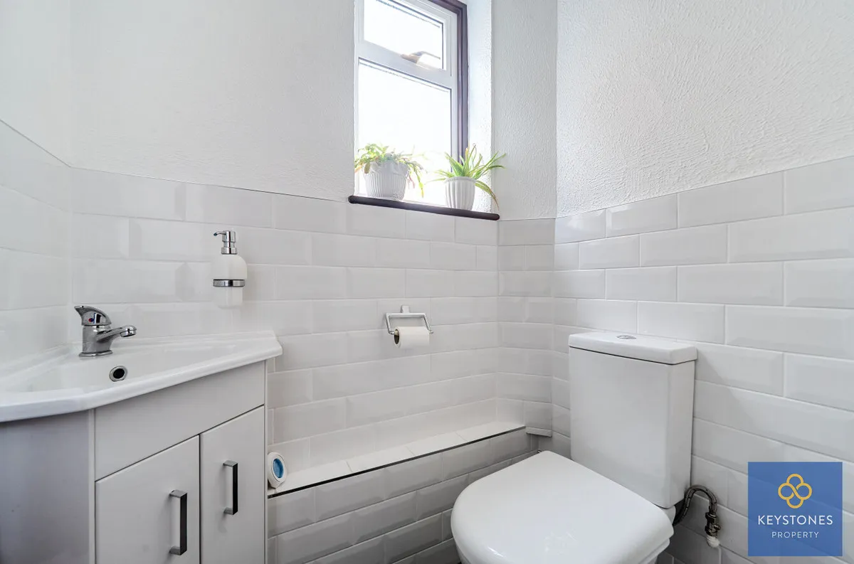 Carter Drive, Romford, RM5 2UT, photo 8