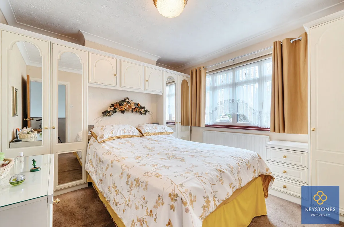 Carter Drive, Romford, RM5 2UT, photo 16