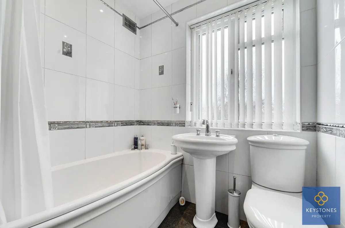 Carter Drive, Romford, RM5 2UT, photo 14