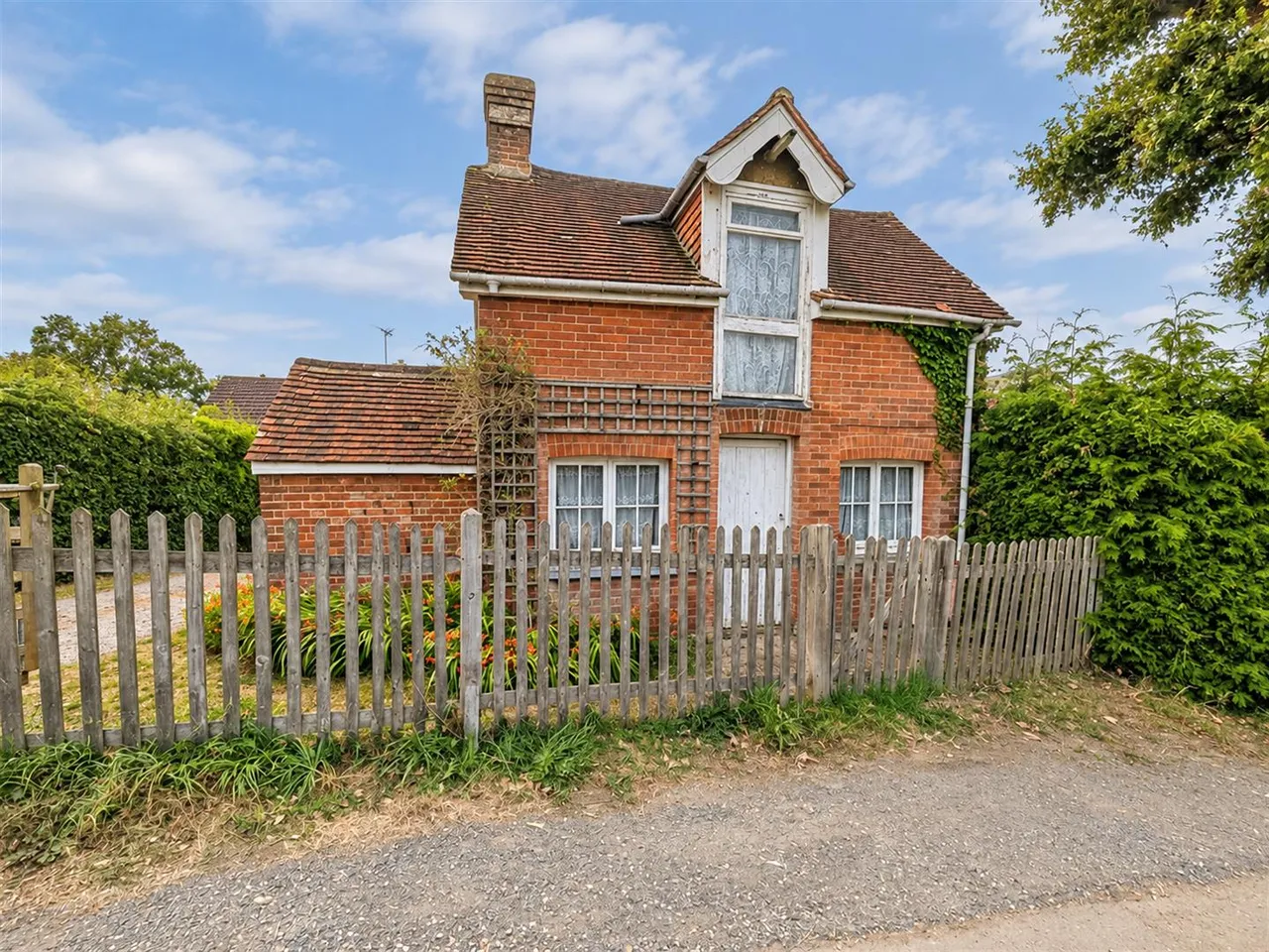 Howbourne Lane, Buxted, Uckfield, TN22 4QD, photo 27