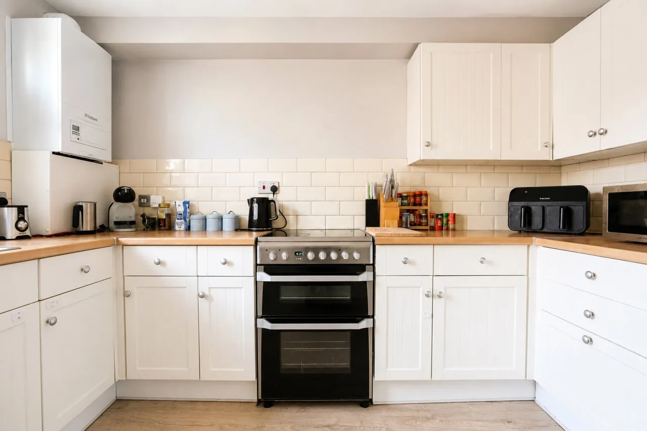 George Court, Hampton Park, BS6, photo 6