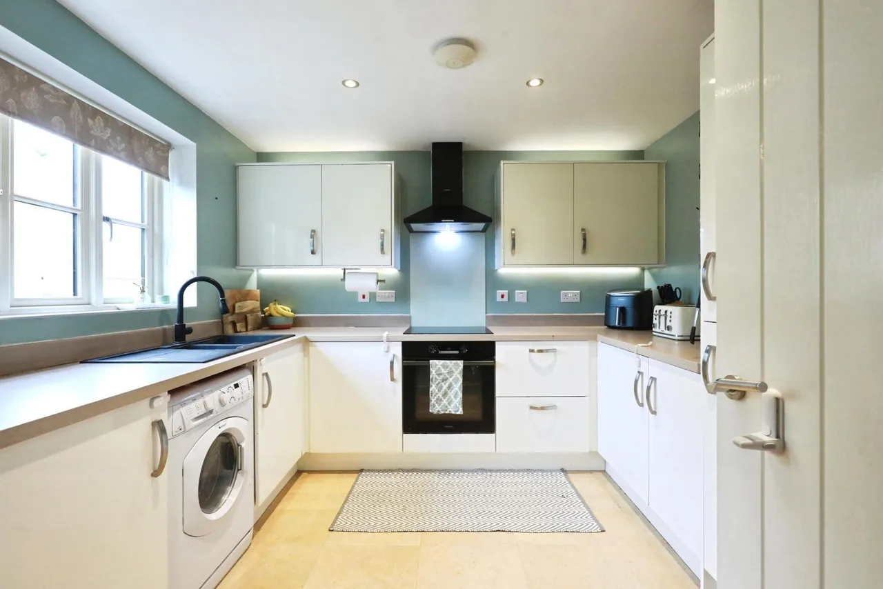 Albemarle Close, Moreton-in-Marsh, GL56, photo 4