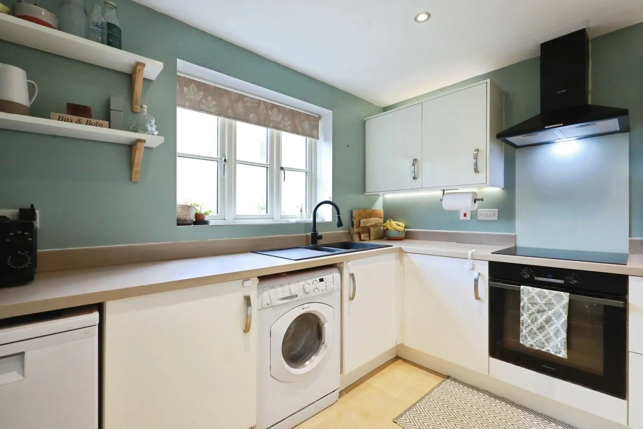 Albemarle Close, Moreton-in-Marsh, GL56, photo 15