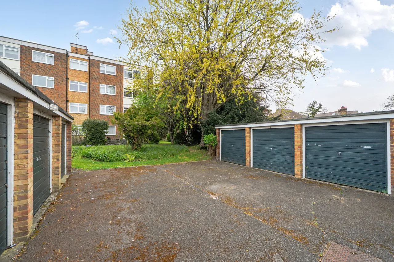 Westgate Road, BR3, photo 11