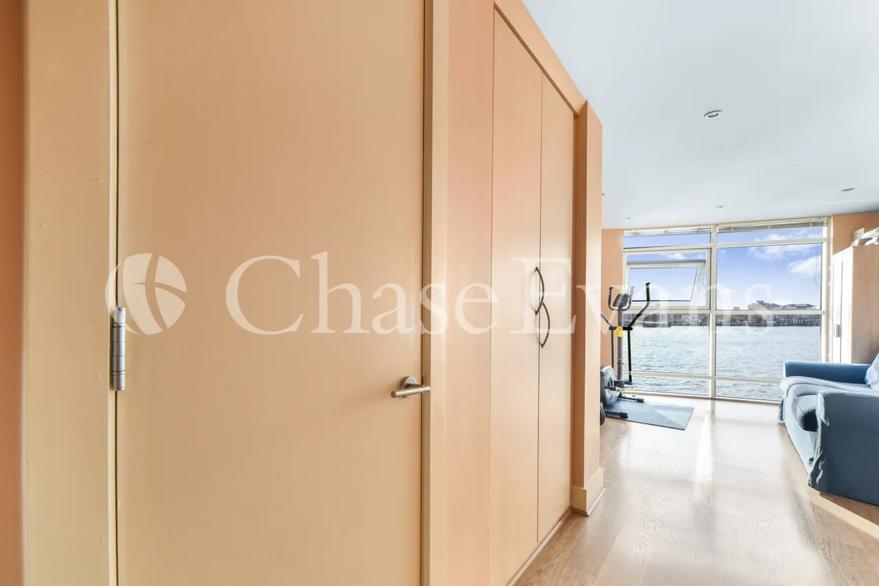 Orion Point, Crews Street, Isle Of Dogs, London, E14, photo 8