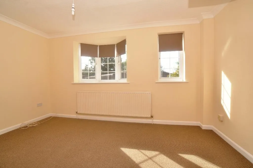 St Francis Court, Shefford, photo 3
