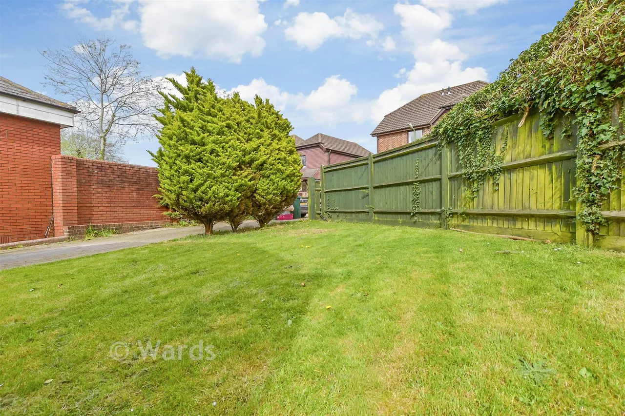 Jarvis Place, St Michaels, TN30, photo 2