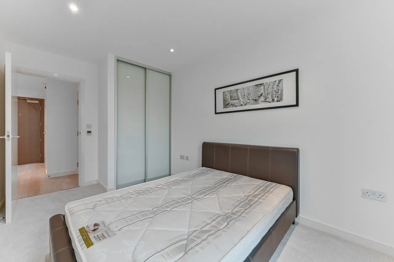 Flat 143, Tennyson Apartments, 1 Saffron Central Square, Croydon, photo 5