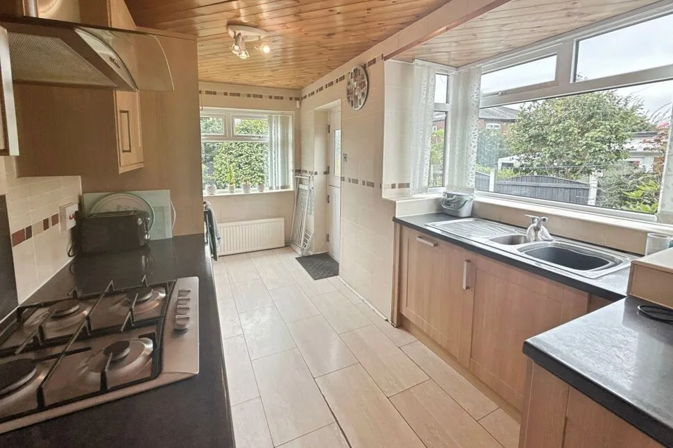 Colwyn Road, Swinton, Greater Manchester, M27, photo 5