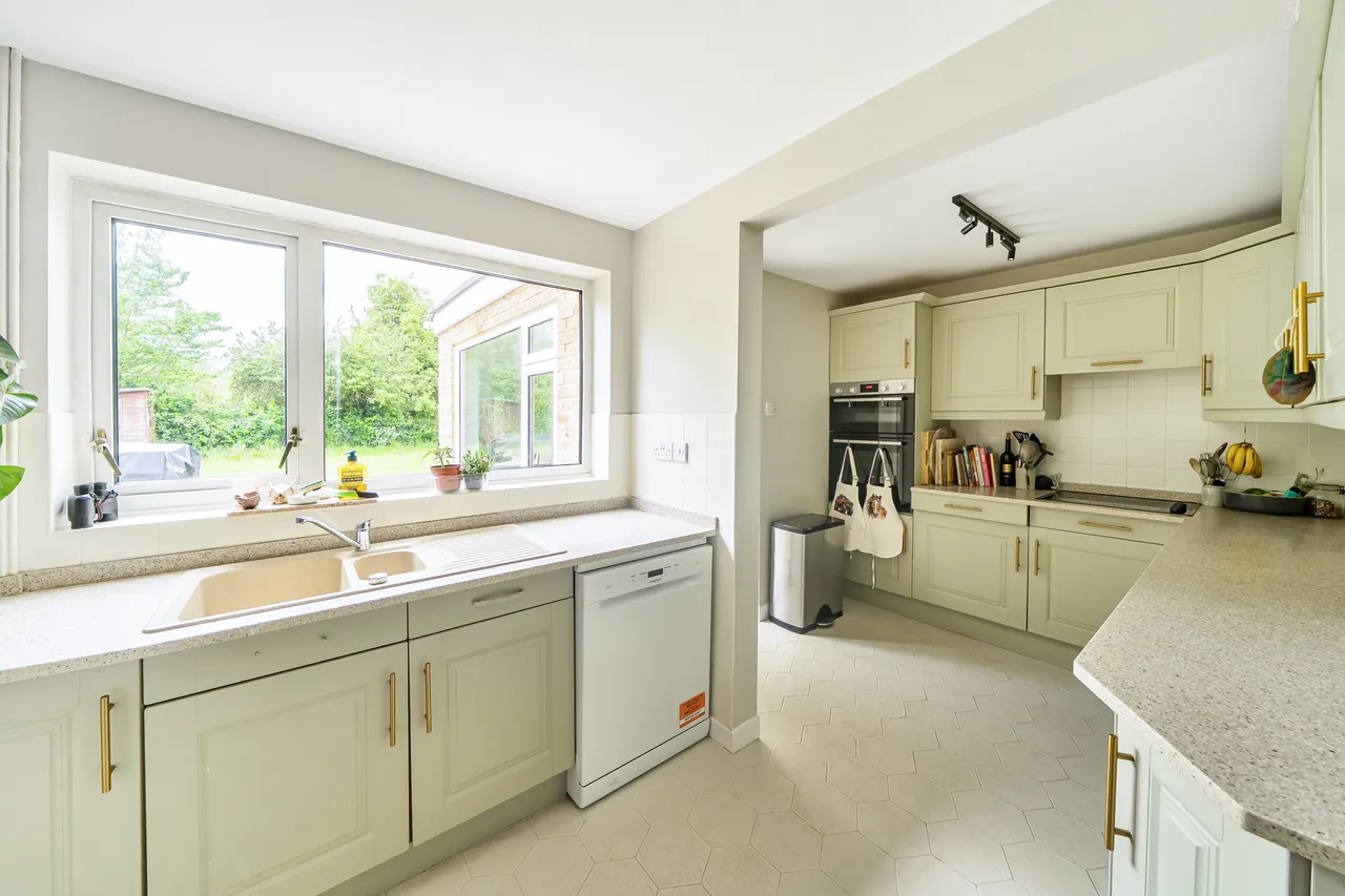 Broad Close, Barford St Michael, OX15, photo 5