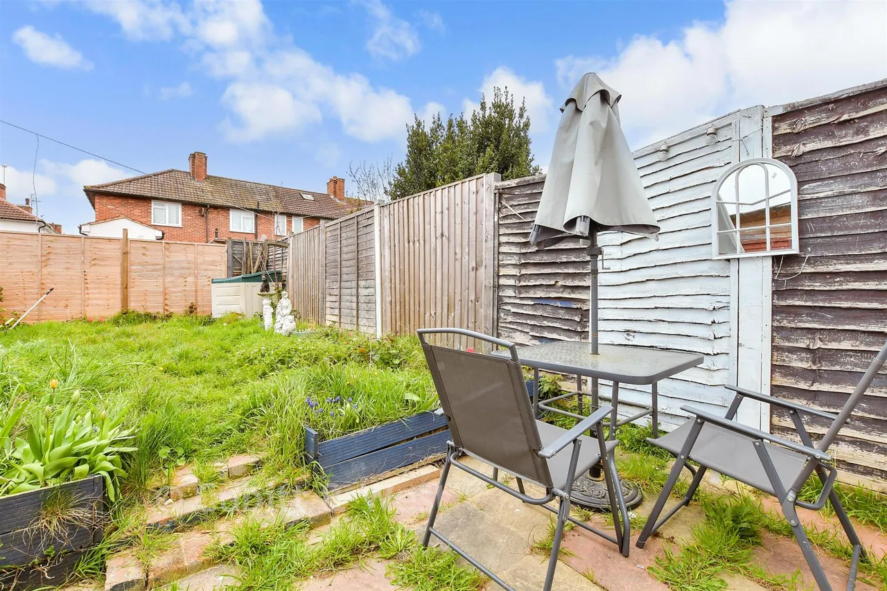 Shrewsbury Road, Carshalton, SM5, photo 2