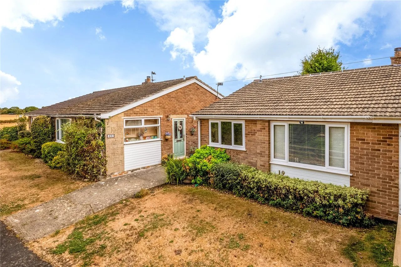 2 bed house for sale, Dashwood Rise, Duns Tew, OX25