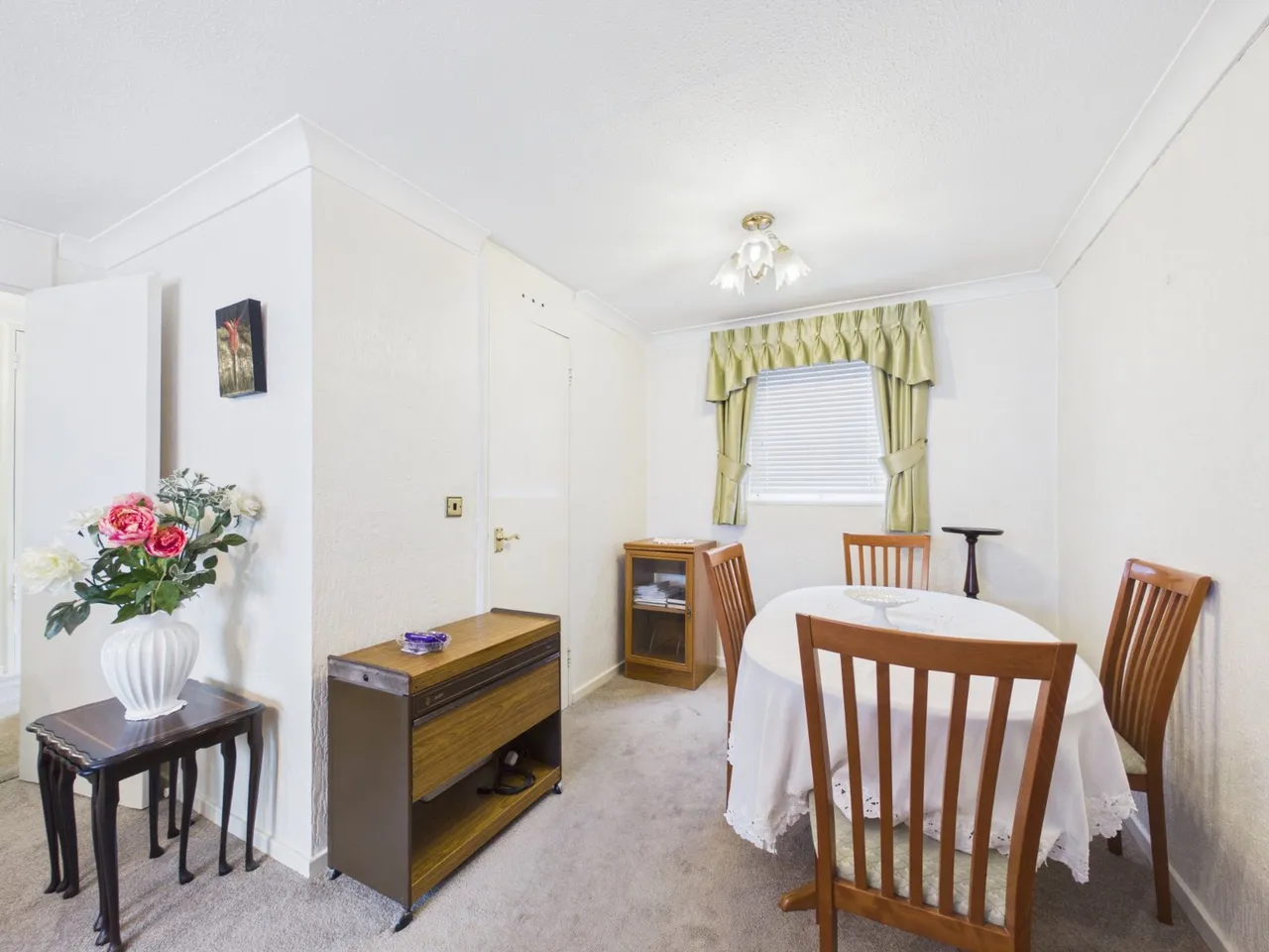 Stanwell, Middlesex, photo 14