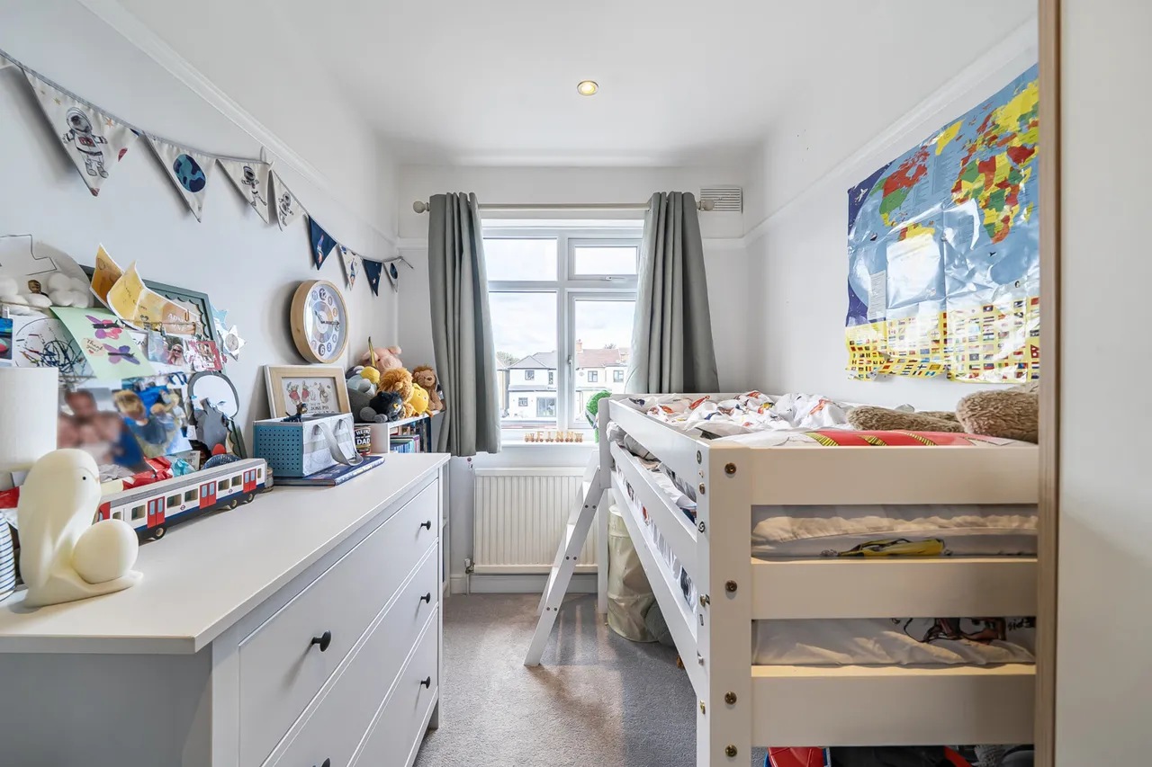 Beverley Road, Ruislip Manor, HA4, photo 6