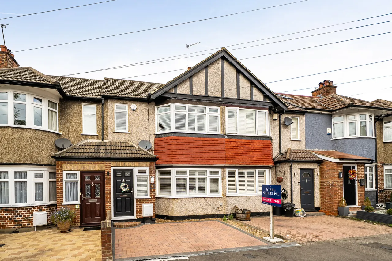 Beverley Road, Ruislip Manor, HA4, photo 20