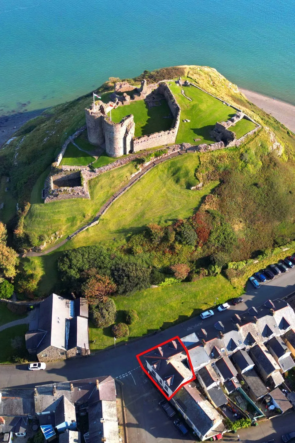 Castle Terrace, Criccieth, LL52, photo 4