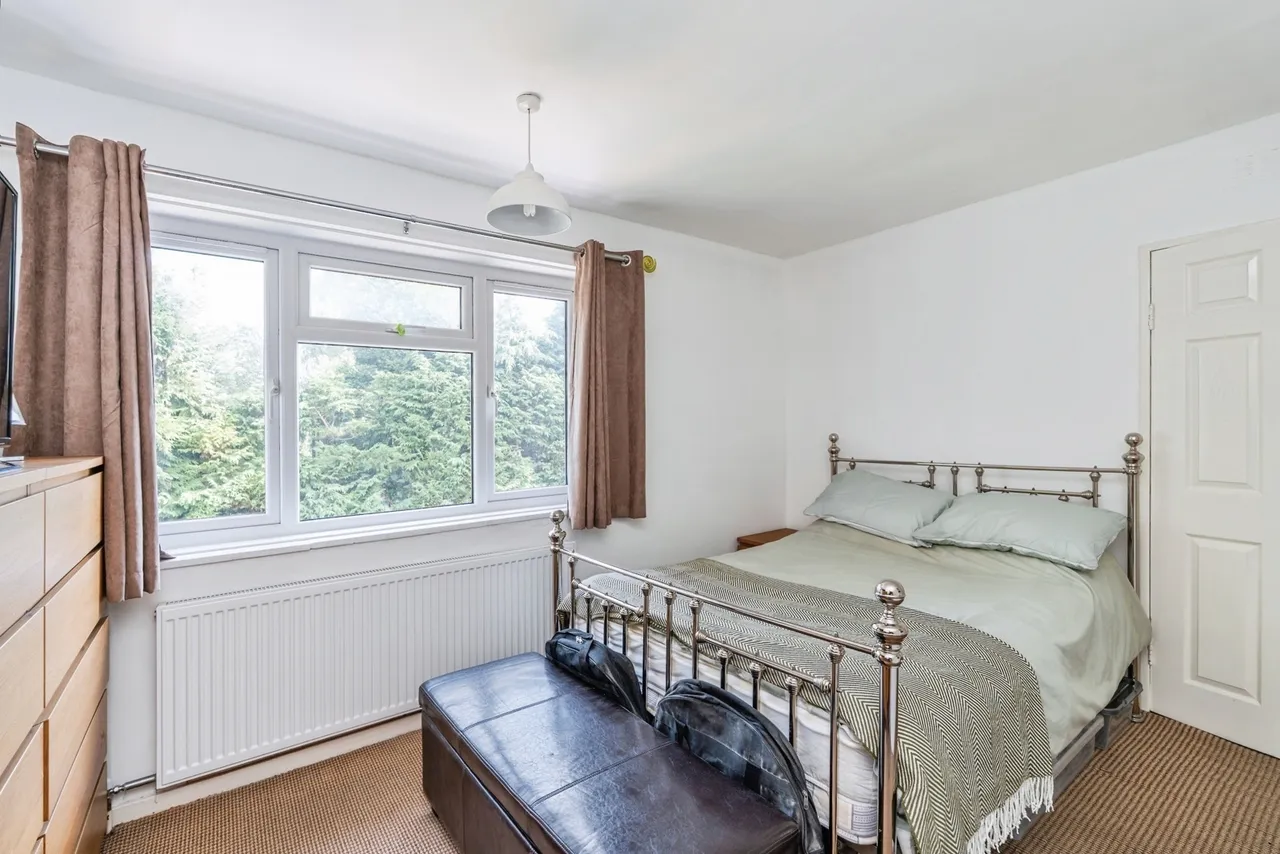 Midanbury Lane, Southampton, SO18, photo 9