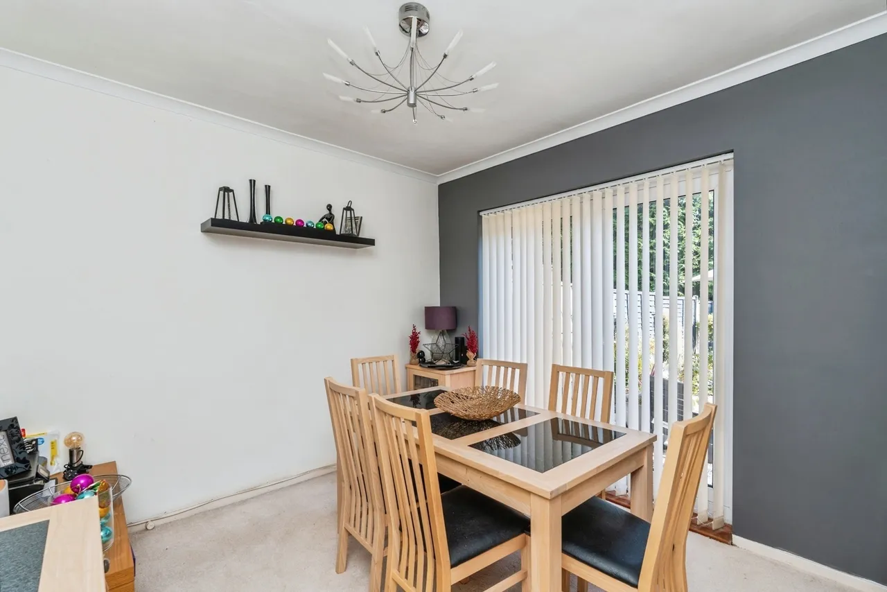 Midanbury Lane, Southampton, SO18, photo 8