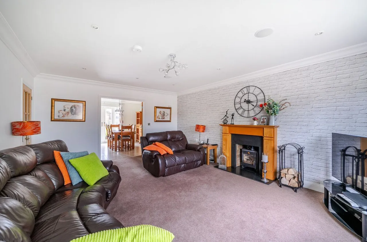 Claremont Gardens, Hallatrow, BS39, photo 4