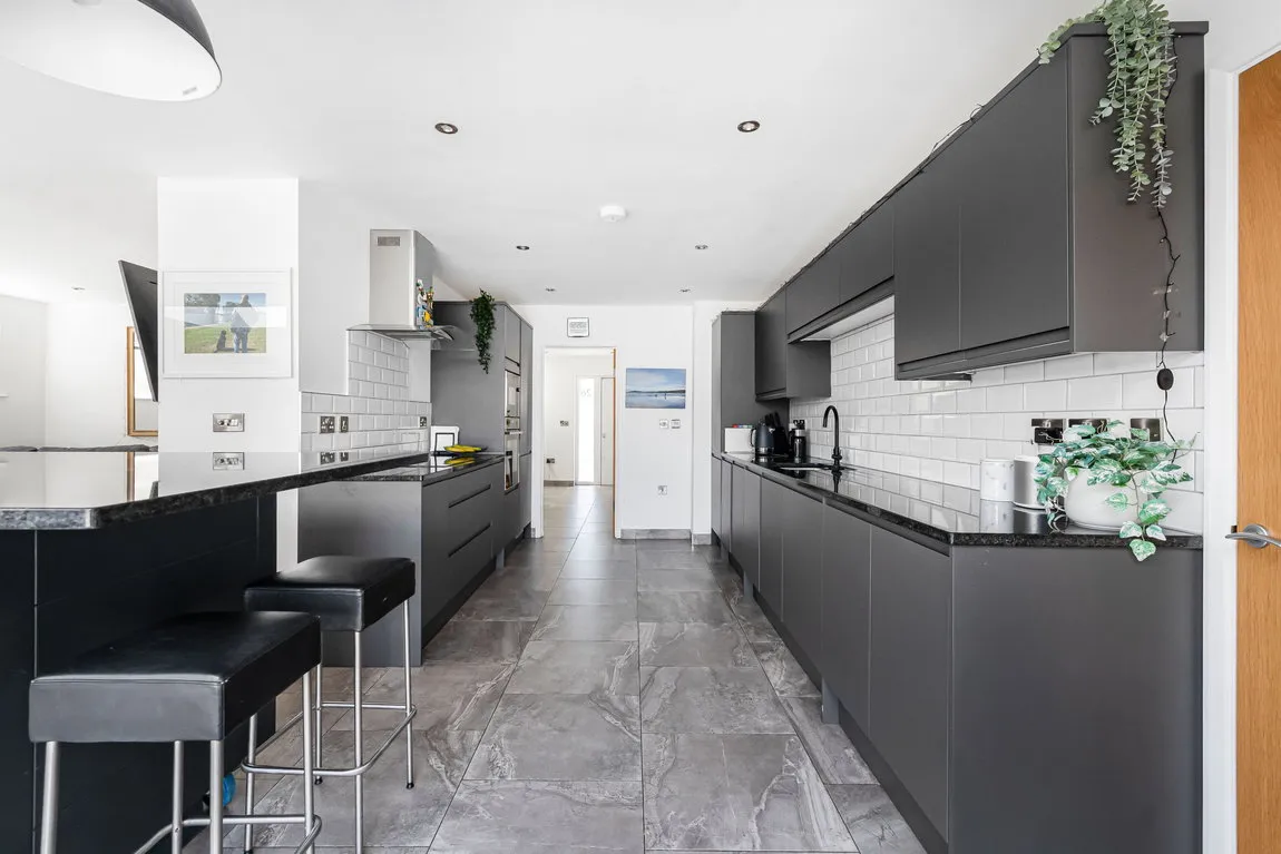 Hill Farm Road, Marlow, SL7 3LU, photo 4