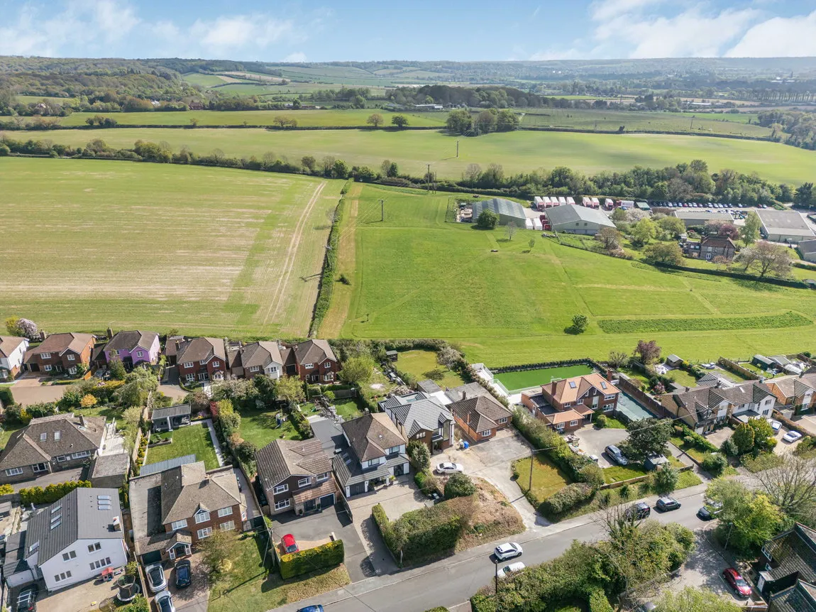 Hill Farm Road, Marlow, SL7 3LU, photo 45
