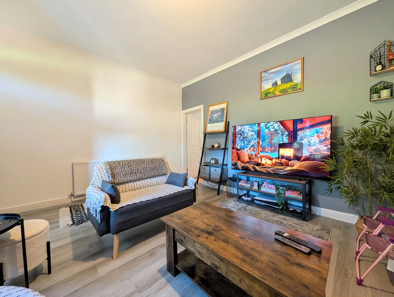 St. Marys Road, New Mills, SK22, photo 2